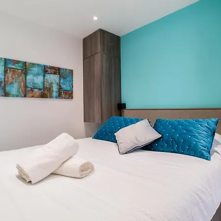 2-br Terrace Sea View Pool Parking *