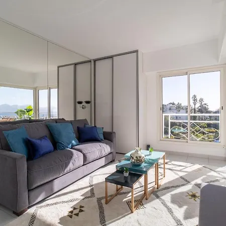 2-br Terrace Sea View Pool Parking *
