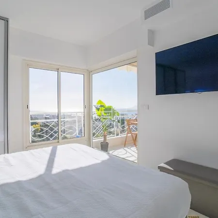 2-br Terrace Sea View Pool Parking * Cannes